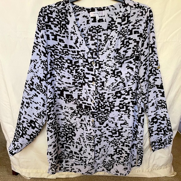 Cotton On Tops - Button down black/white blouse
